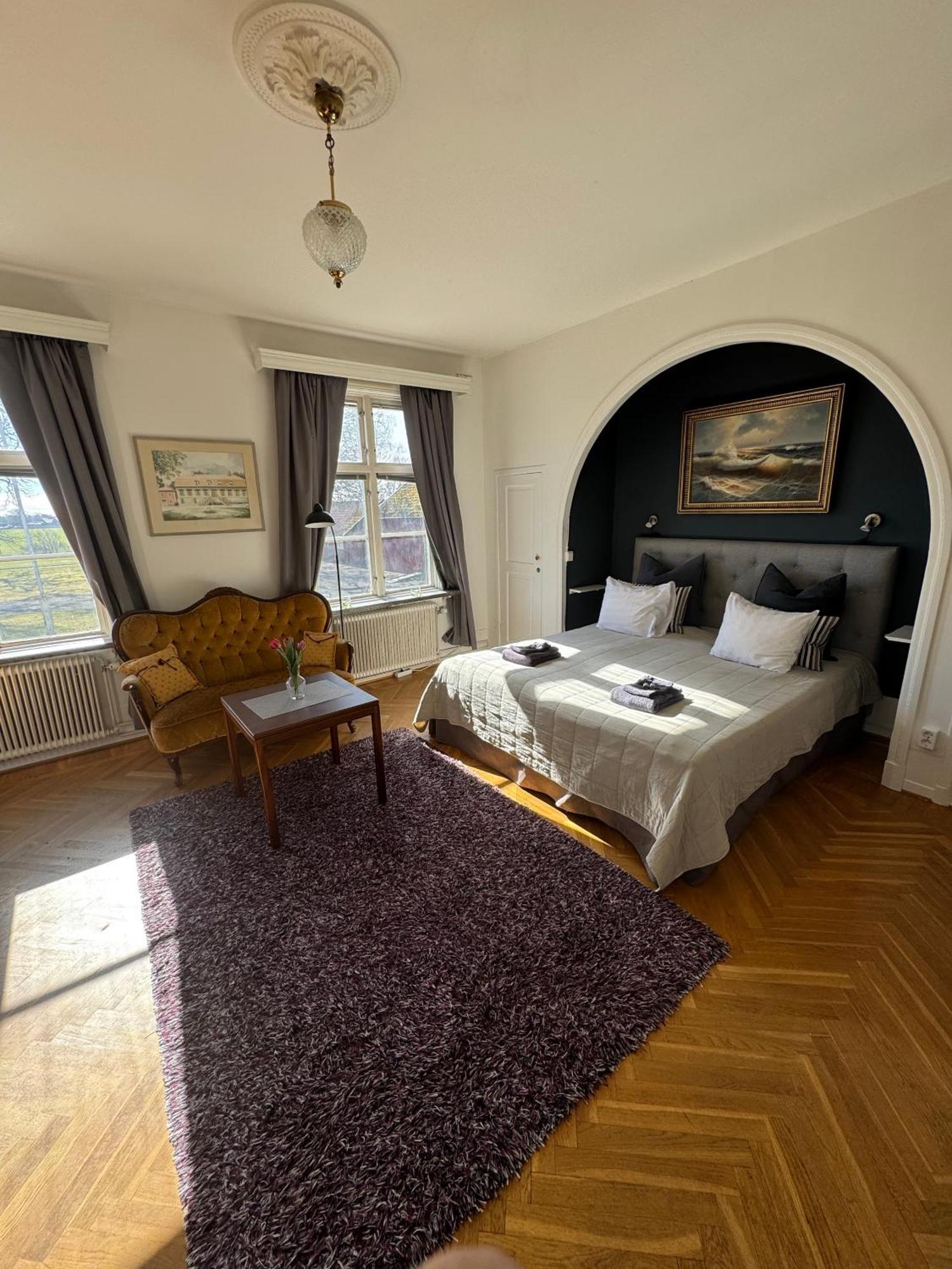 Brunsbo G:A Biskopsgard Hotell & Konferens Skara Buitenkant foto